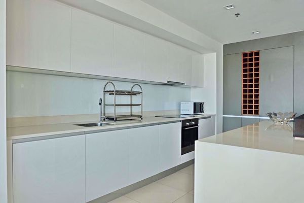 รูปภาพ 2 bed Condo in The River Khlong Ton Sai Sub District C004002