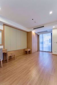 รูปภาพ 3 bed Duplex in Charoenjai Place Khlong Tan Nuea Sub District D004158