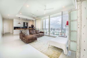 รูปภาพ 2 bed Condo in Royce Private Residences Watthana District C05805