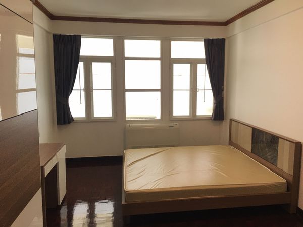 รูปภาพ 3 bed Condo in Aree Mansion Khlongtan Sub District C11870