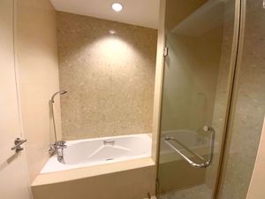 Picture of 3 bed Condo in Chatrium Residence Riverside Wat Phraya Krai Sub District C014769