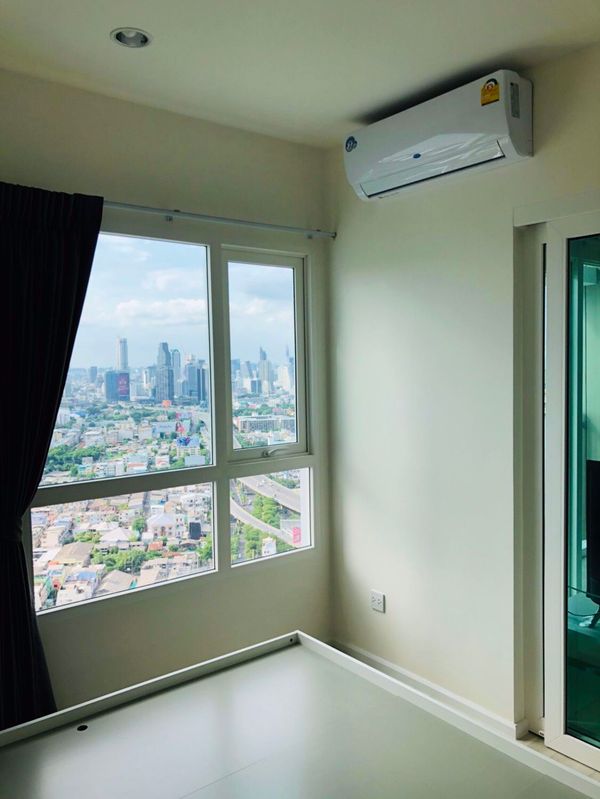 Picture of 1 bed Condo in The Key Sathorn-Charoenraj Bang Kho Laem District C015117