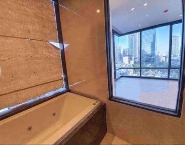 Picture of 2 bed Condo in Ashton Silom Suriyawong Sub District C015192