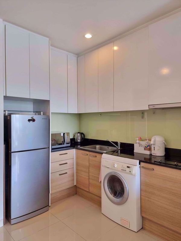 รูปภาพ 2 ห้องนอน คอนโด ในโครงการ Circle Condominium เขตราชเทวี แขวงมักกะสัน C016714