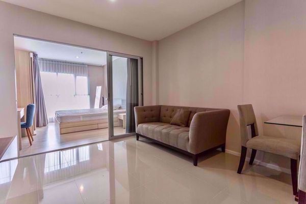 Picture of 1 bed Condo in Aspire Sukhumvit 48 Phra Khanong Sub District C016820