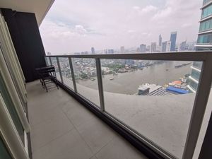 รูปภาพ 3 ห้องนอน Condo ในโครงการ Menam Residences Wat Phraya Krai Sub District C016993