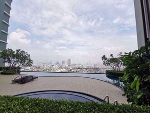 รูปภาพ 3 ห้องนอน Condo ในโครงการ Menam Residences Wat Phraya Krai Sub District C016993