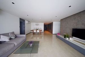 Picture of 3 bed Condo in Avenue 61 Khlong Tan Nuea Sub District C017286