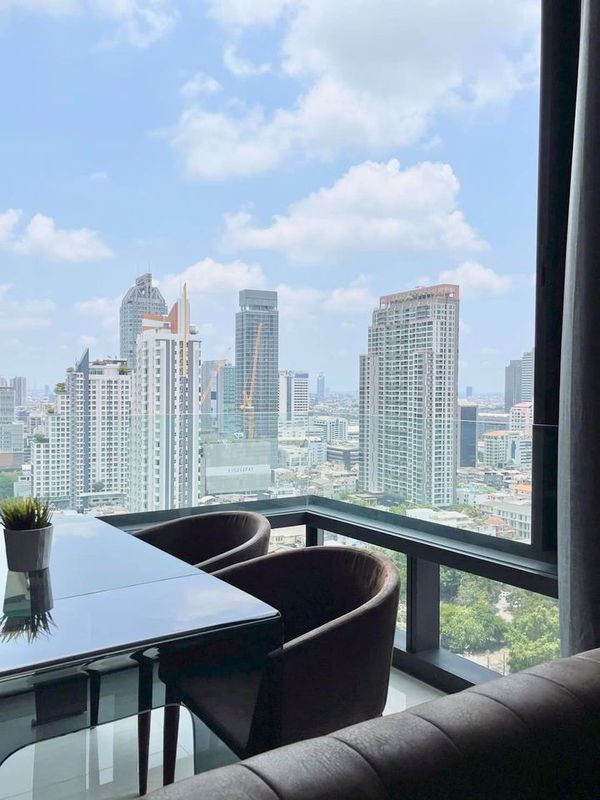 Picture of 2 bed Condo in Ashton Silom Suriyawong Sub District C017351