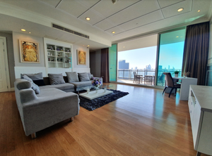 Picture of 4 bed Condo in Royce Private Residences Khlong Toei Nuea Sub District C017617