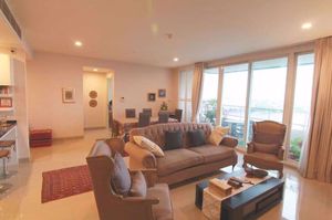 Picture of 3 bed Condo in Watermark Chaophraya Khlong Ton Sai Sub District C019245