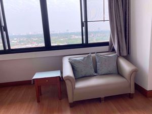 Picture of 3 bed Condo in Royal River Place Yan Nawa District C019289