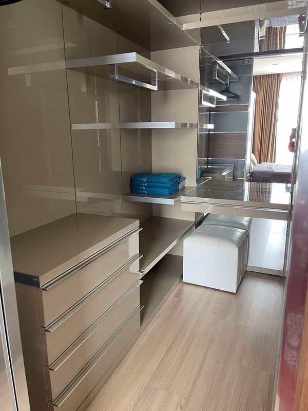 Picture of 1 bed Condo in Sky Walk Condominium Phrakhanongnuea Sub District C019717