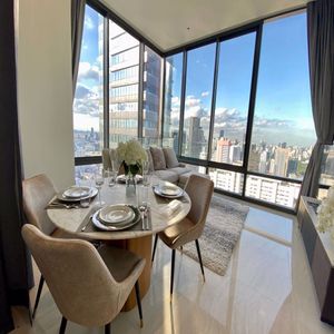 Picture of 2 bed Condo in Ashton Silom Suriyawong Sub District C019817