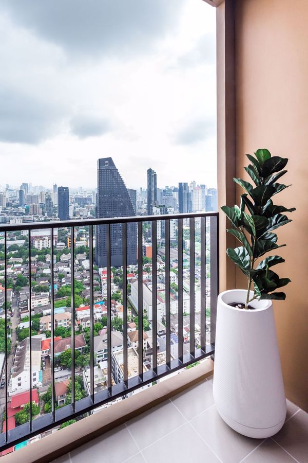 รูปภาพ 2 ห้องนอน คอนโด ในโครงการ OKA HAUS Sukhumvit 36 เขตคลองเตย แขวงคลองตัน C020349