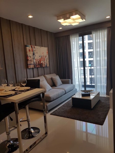 Picture of 1 bed Condo in Trapezo Sukhumvit 16 Khlongtoei Sub District C020606