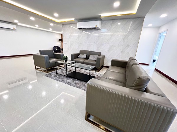 Picture of 3 bed Condo in President Park Sukhumvit 24 Khlongtan Sub District C020790