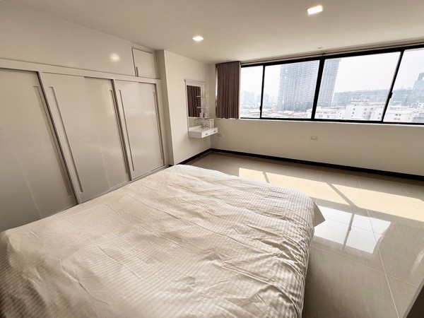 Picture of 3 bed Condo in President Park Sukhumvit 24 Khlongtan Sub District C020790