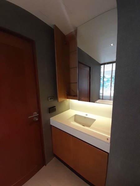 Picture of Studio bed Condo in Jitimont Residence Khlong Tan Nuea Sub District C020855