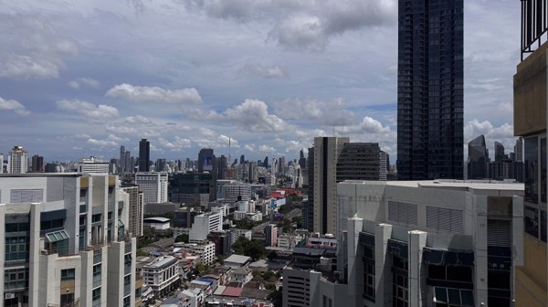 รูปภาพ 2 ห้องนอน คอนโด ในโครงการ Belle Grand Rama 9 เขตห้วยขวาง แขวงห้วยขวาง C021014