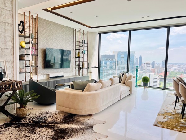 Picture of 4 bed Condo in The Residences at Sindhorn Kempinski Hotel Bangkok Lumphini Sub District C021028