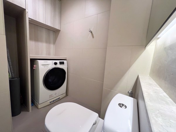 Picture of 1 bed Condo in The Lumpini 24 Khlongtan Sub District C021050