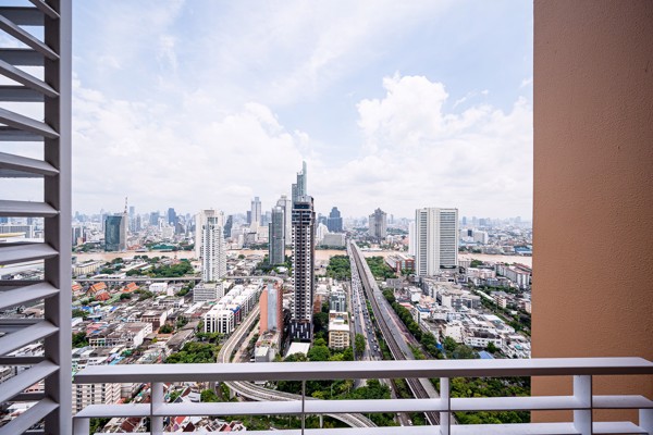 Picture of 1 bed Condo in Villa Sathorn Khlong Ton Sai Sub District C021056