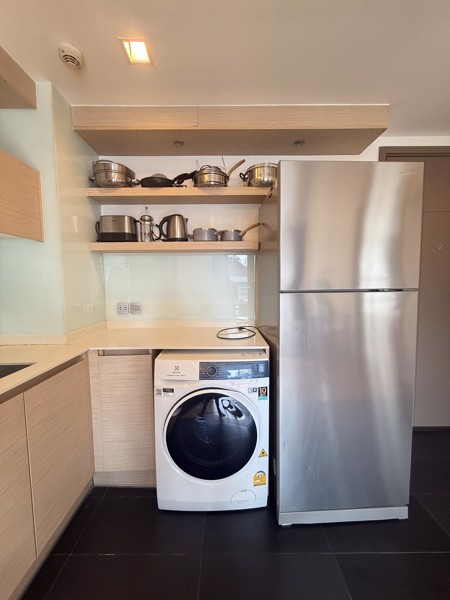 Picture of 1 bed Condo in Via Botani Khlong Tan Nuea Sub District C021063