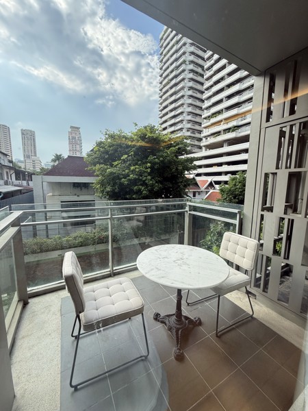 Picture of 1 bed Condo in Via Botani Khlong Tan Nuea Sub District C021063