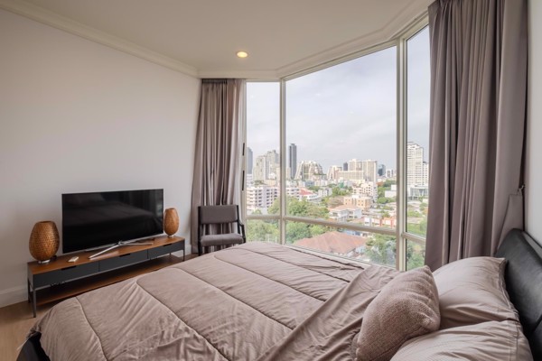 Picture of 2 bed Condo in Royce Private Residences Khlong Toei Nuea Sub District C021072
