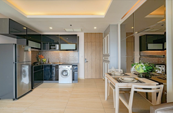 Picture of 1 bed Condo in Noble Reveal Khlong Tan Nuea Sub District C021080