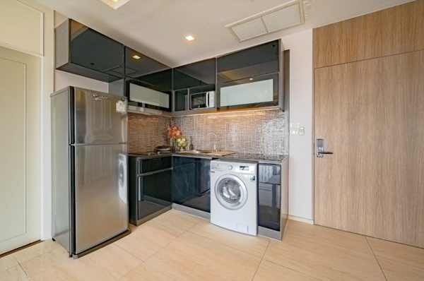 Picture of 1 bed Condo in Noble Reveal Khlong Tan Nuea Sub District C021080