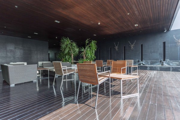 Picture of 3 bed Condo in Noble Remix Khlongtan Sub District C021085