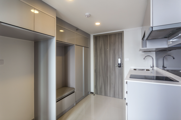 Picture of 1 bed Duplex in KnightsBridge Space Ratchayothin Chatuchak Sub District D021097