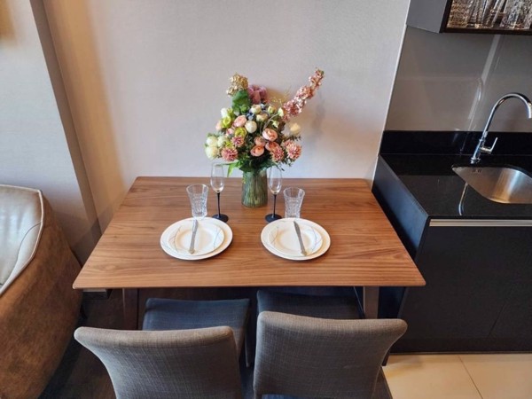 Picture of 1 bed Condo in Edge Sukhumvit 23 Khlong Toei Nuea Sub District C021100