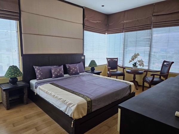 Picture of 2 bed Condo in The Emporio Place Khlongtan Sub District C021119