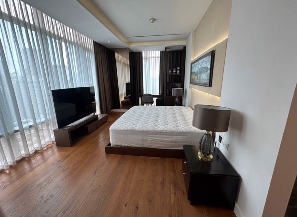 Picture of 3 bed Penthouse in 185 Rajadamri Lumphini Sub District P021124