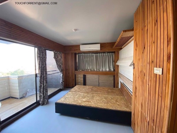 Picture of 3 bed Condo in Baan Onnuch Sukhumvit 77 Suanluang District C021123