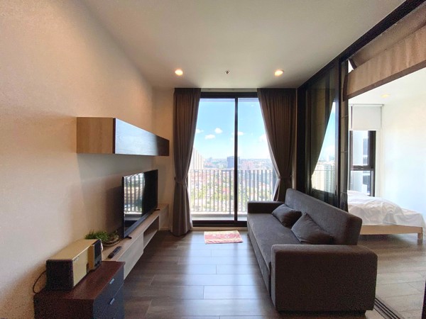 Picture of 2 bed Condo in Whizdom Essence Bangchak Sub District C021142