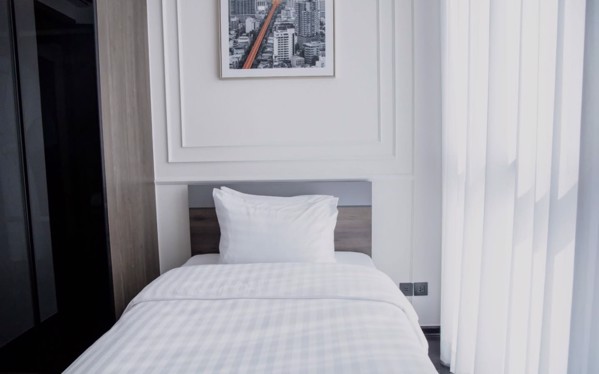Picture of 2 bed Condo in Park Origin Thonglor Khlong Tan Nuea Sub District C021148