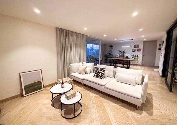 รูปภาพ 2 ห้องนอน คอนโด ในโครงการ DS Tower 2 Sukhumvit 39 เขตวัฒนา แขวงคลองเตยเหนือ C021153