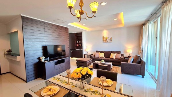 Picture of 2 bed Condo in Piyathip Place Khlong Tan Nuea Sub District C021158