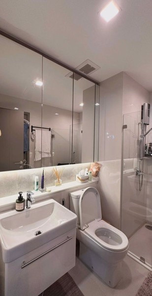 Picture of 1 bed Condo in Life Asok Hype Ratchathewi District C021174