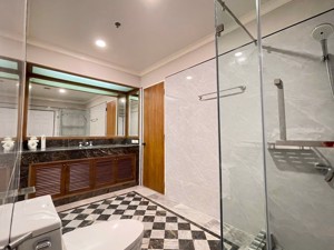 Picture of 3 bed Condo in Baan Chao Praya Khlong San Sub District C021186