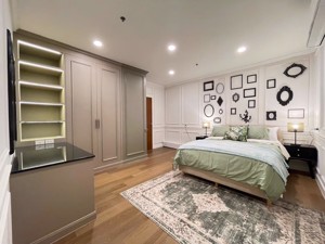 Picture of 3 bed Condo in Baan Chao Praya Khlong San Sub District C021186