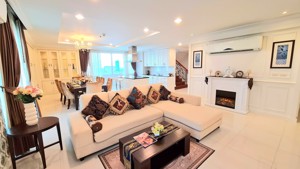Picture of 4 bed Duplex in Piyathip Place Khlong Tan Nuea Sub District D021200