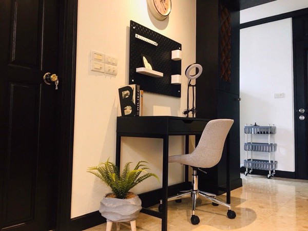 Picture of 2 bed Condo in Green Point Silom Suriyawong Sub District C021203