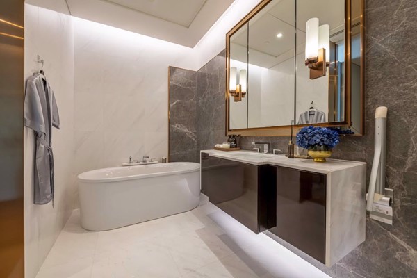Picture of 1 bed Condo in Sindhorn Tonson Lumphini Sub District C021221