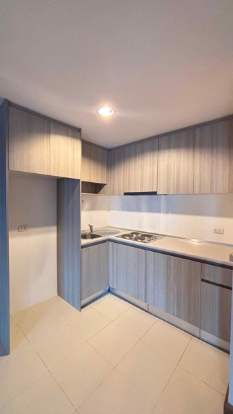 Picture of 2 bed Condo in Belle Grand Rama 9 Huai Khwang Sub District C021225