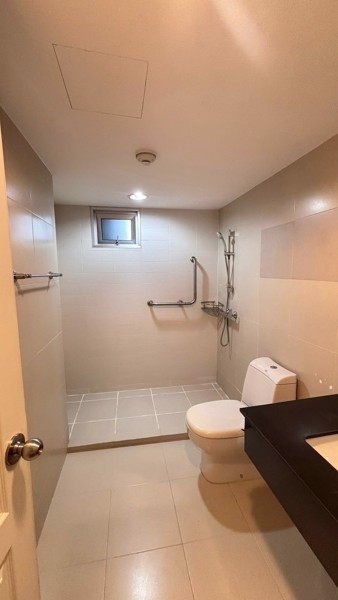 Picture of 2 bed Condo in Belle Grand Rama 9 Huai Khwang Sub District C021225